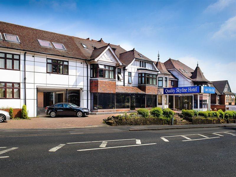 The Luton Hotel Exterior photo